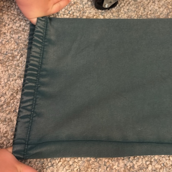 NWOT Champion Green Sweatpants with Elastic Waistband - Picture 11 of 11